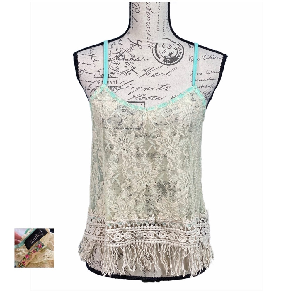 ZOUK NWOT Ivory Lace Crochet Fringe Mint Trim Cami